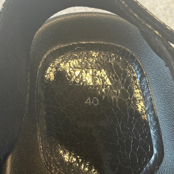 Zara Glossy Black Sandals - Picture 2 of 9